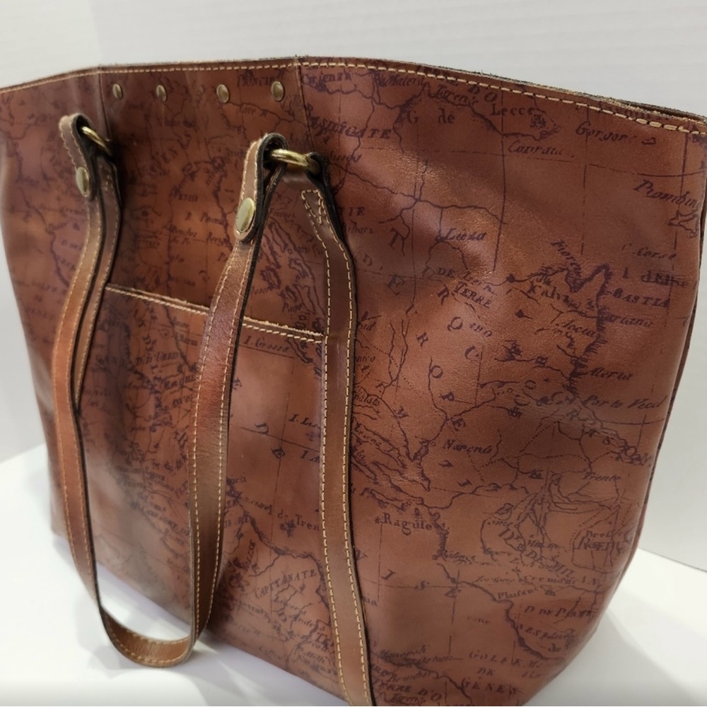 EUC Patricia Nash Benvenuto Tote